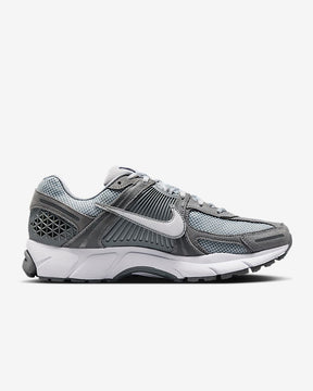 Tênis Nike Zoom Vomero 5